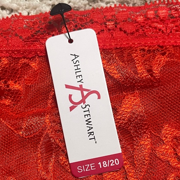 NWT Ashley Stewart Red Lace Panties With Jewel Sz 18/20 - Picture 2 of 5